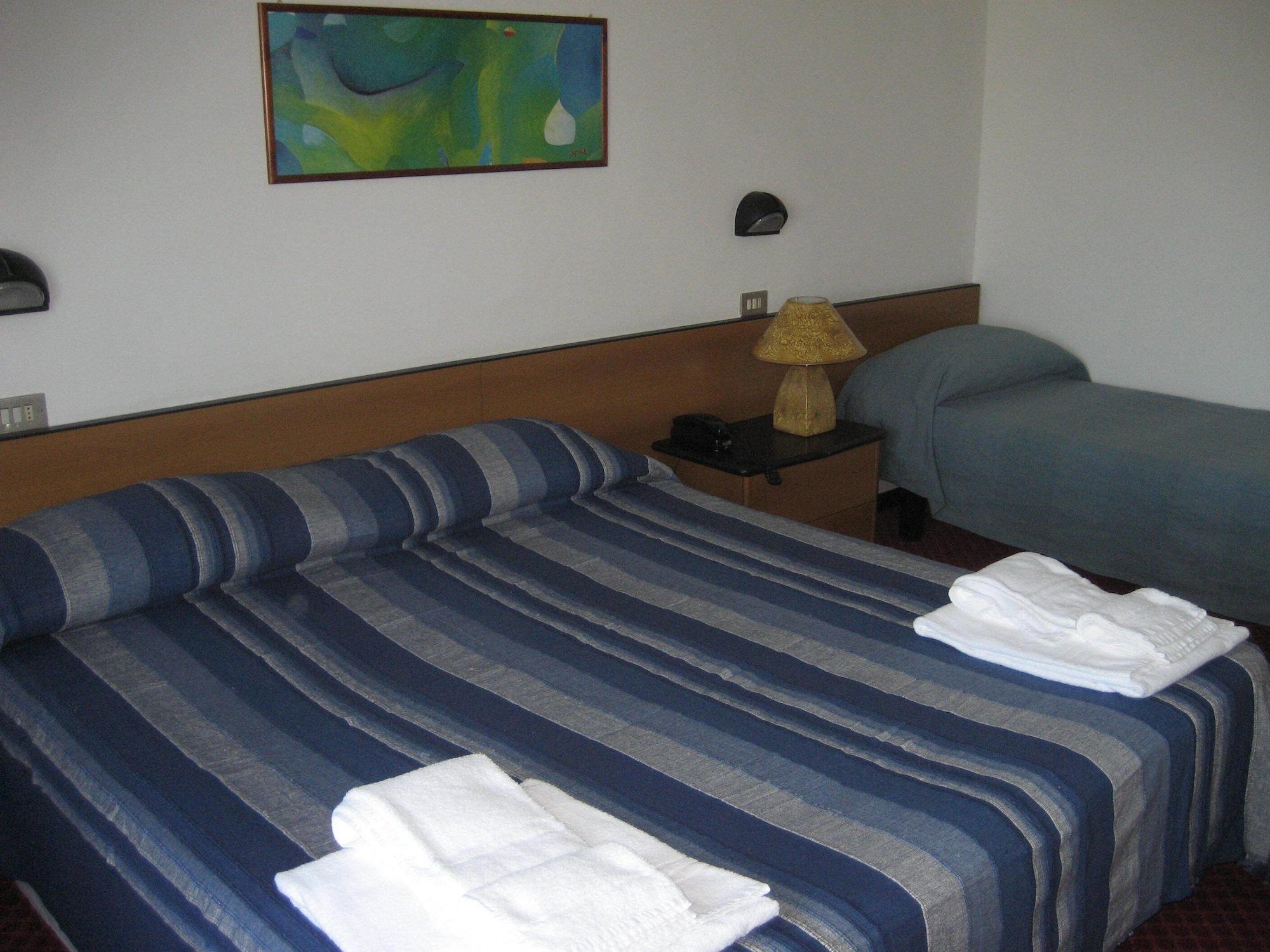 Niagara Hotel ริมินี ภายนอก รูปภาพ